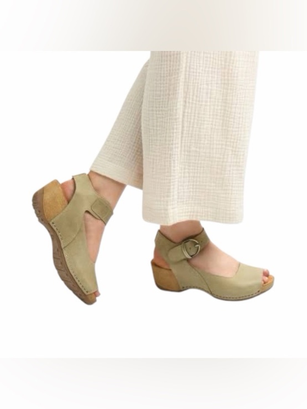 Dansko Women’s Peep Toe Tiana Sandals Size 41/ US 11